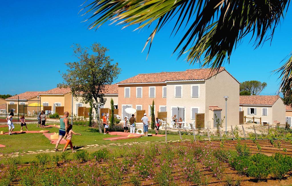 Residence Odalys Le Mas Des Vignes Калвисон Екстериор снимка
