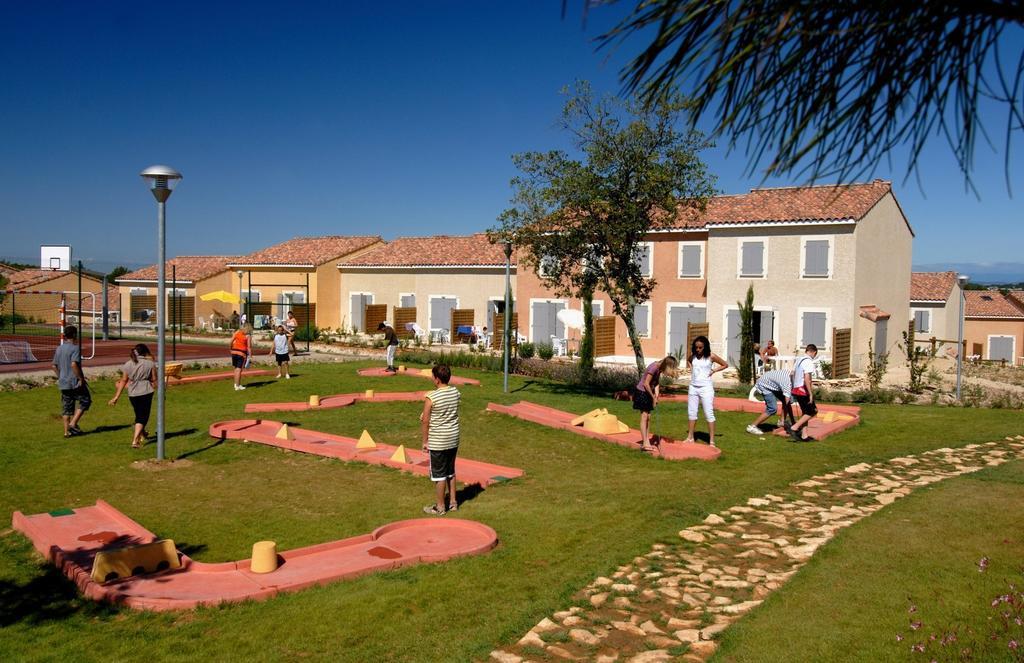 Residence Odalys Le Mas Des Vignes Калвисон Екстериор снимка