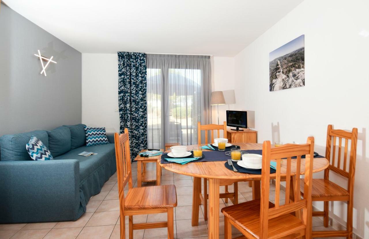 Residence Odalys Le Mas Des Vignes Калвисон Екстериор снимка